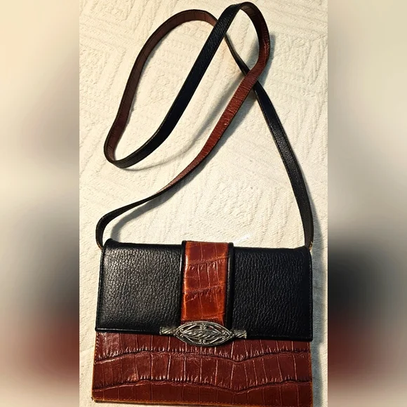 Brighton Pebbled black & Brown Croc Embossed Leather Travel Crossbody EUC - Picture 1 of 16